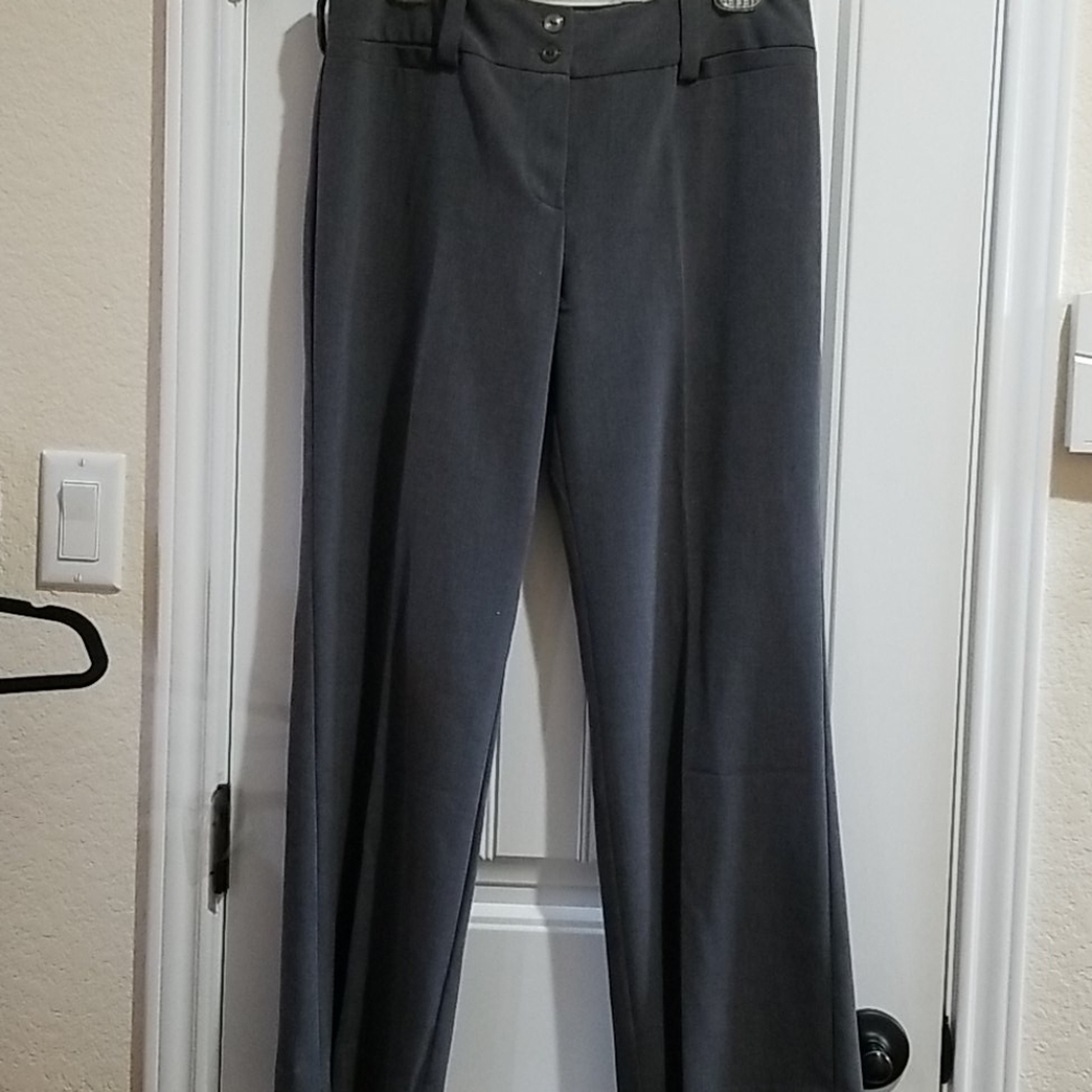 Ally B slacks. Sz. 9